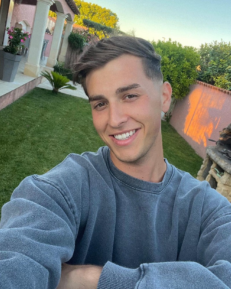 F251 照片1800张 视频164个 法国 年轻富豪帅哥 生活日常 旅游多 自拍多